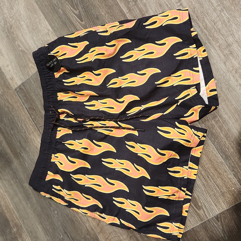 NEW MEDIUM NOBO SWIM TRUNKS